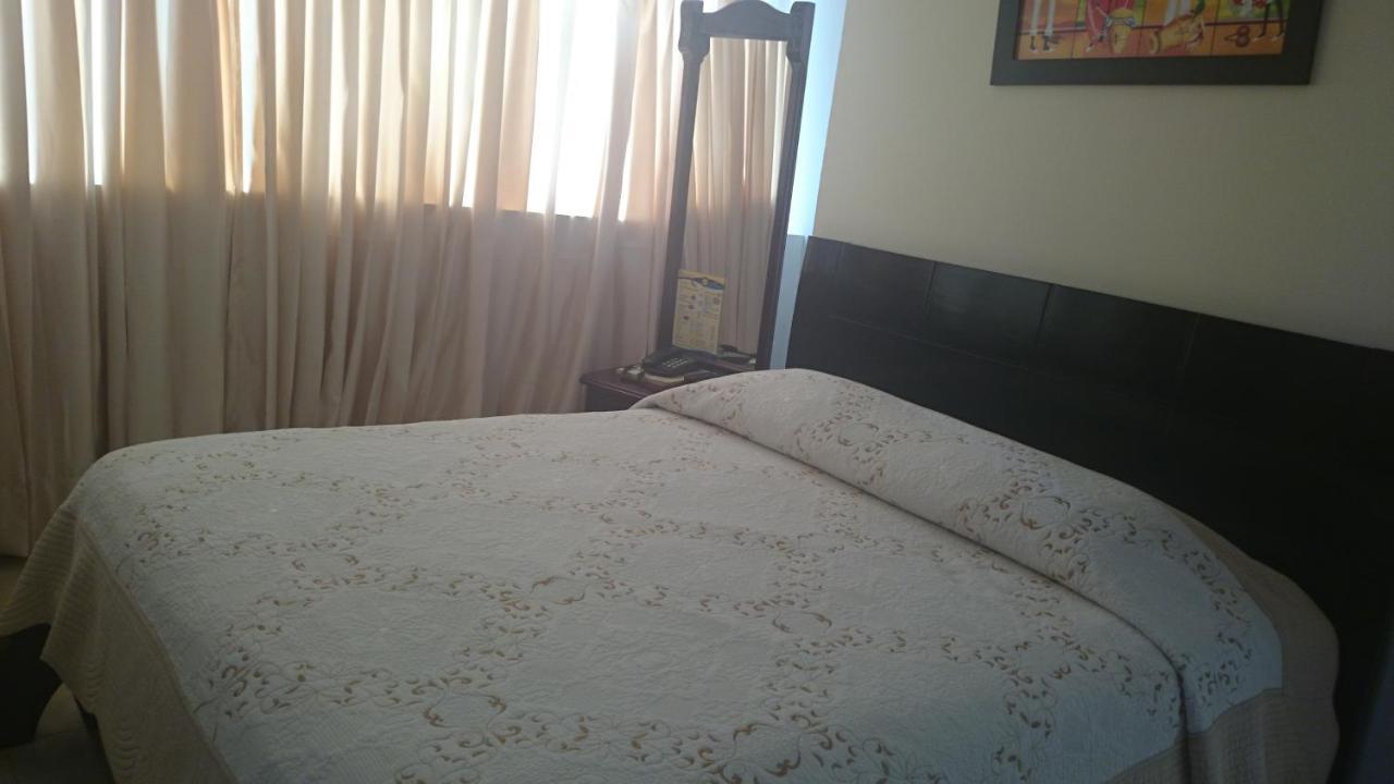 Hotel Sol Del Este Cartagène Extérieur photo