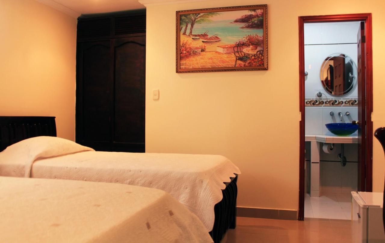 Hotel Sol Del Este Cartagène Extérieur photo